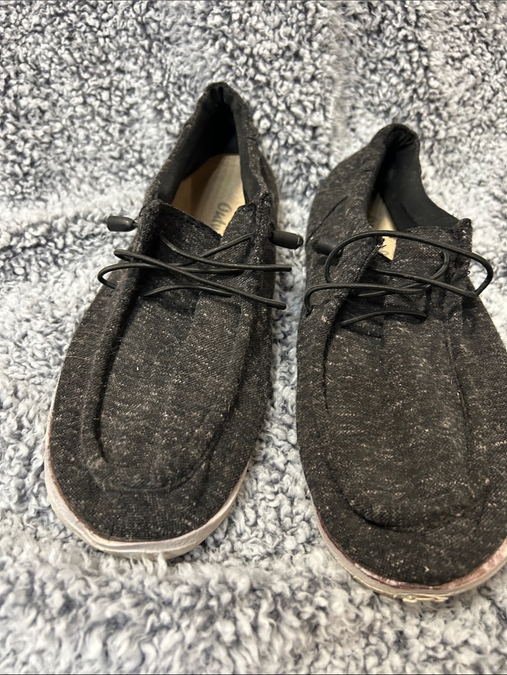Casual Women’s Black Knit Lace-Up Shoes